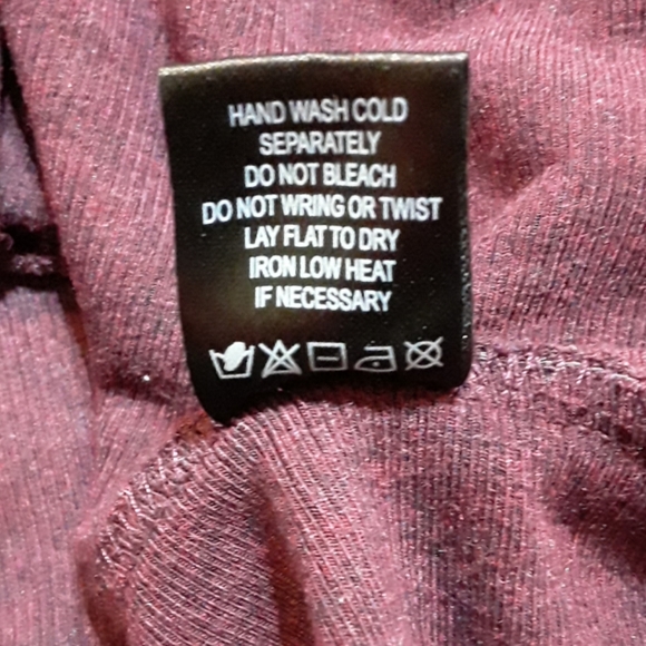 Summer & Sage Assymetrical Skirt - Picture 8 of 8